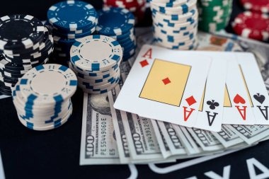 quis platform interface showing live casino and sportsbook sections